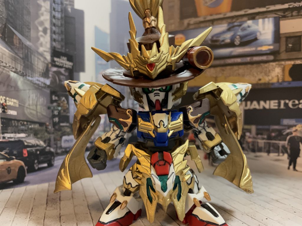 肩・頭の付け替えでトレジャーハンターの姿も再現。