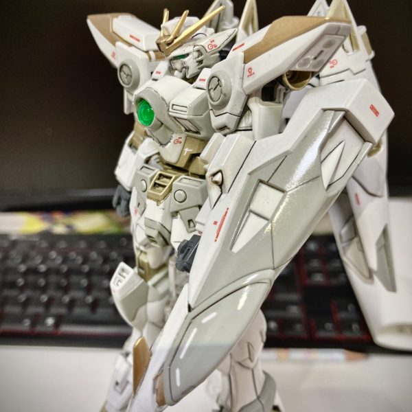 XXXG-00W0 ウイングガンダムゼロ（ver.スノーホワイト）｜pochiさんのガンプラ作品｜GUNSTA（ガンスタ）