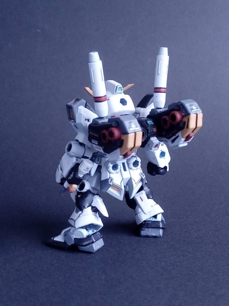 モビルスーツアンサンブル・量産型νガンダムリペイント–4枚目/制作者:マッドさん