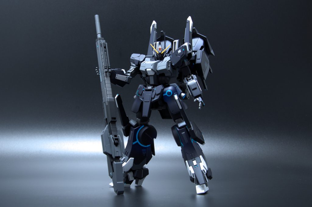 手持ち武装が小さくてかわいそうなので、システムウェポンキットからハイパー・メガ・ランチャーを贈呈。