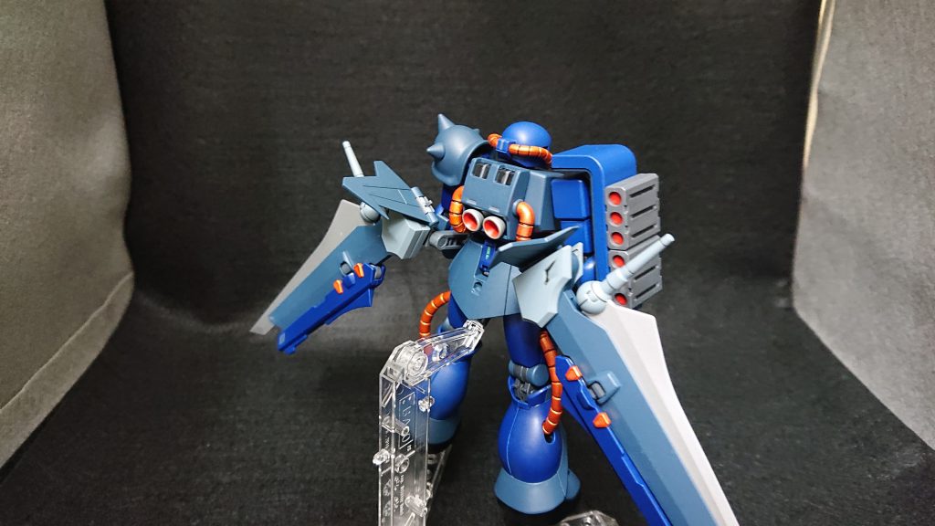 部分塗装にタミヤのエナメル塗料・メタリックブラウン・フラットブラック・フラットレッド・ダークグレイセンサー部分にはMr.メタリックカラーGX・メタルイエローグリーン