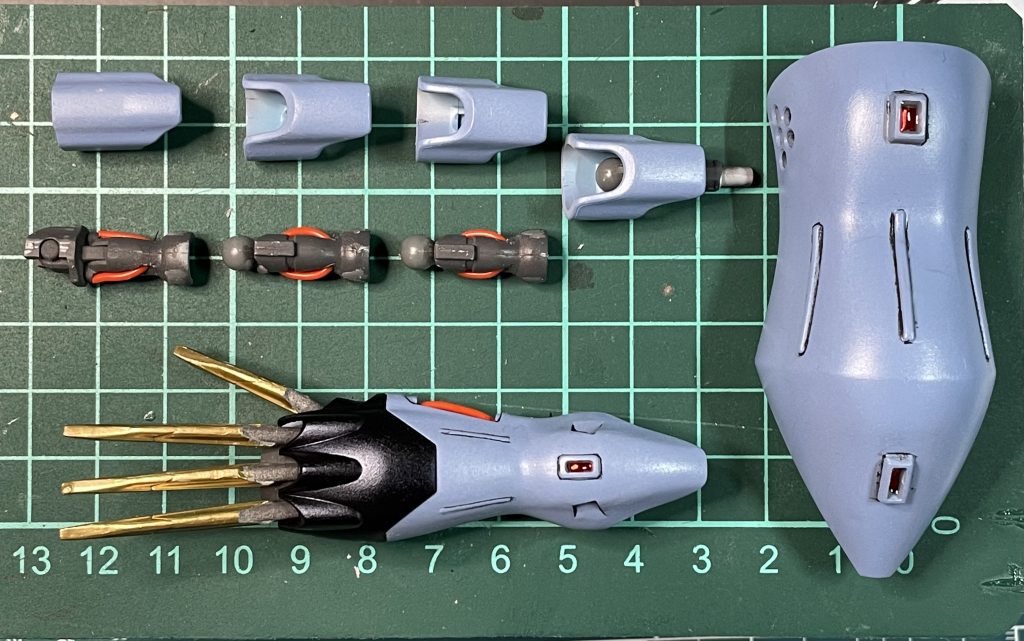 このキットで一番やりたかった事。レッドラインゴールドクロー一番やりたかった事なのに二つ挙げるところがなんかおかしいですが笑笑でも、なんとか形になってよかったよかったなのですよ。加工技術は中途半端で、細かく見ると不恰好で、レッドラインは、もう少し太いサイズのモノを準備する予定だったりなのですが…。結局は妥協してしまいました笑