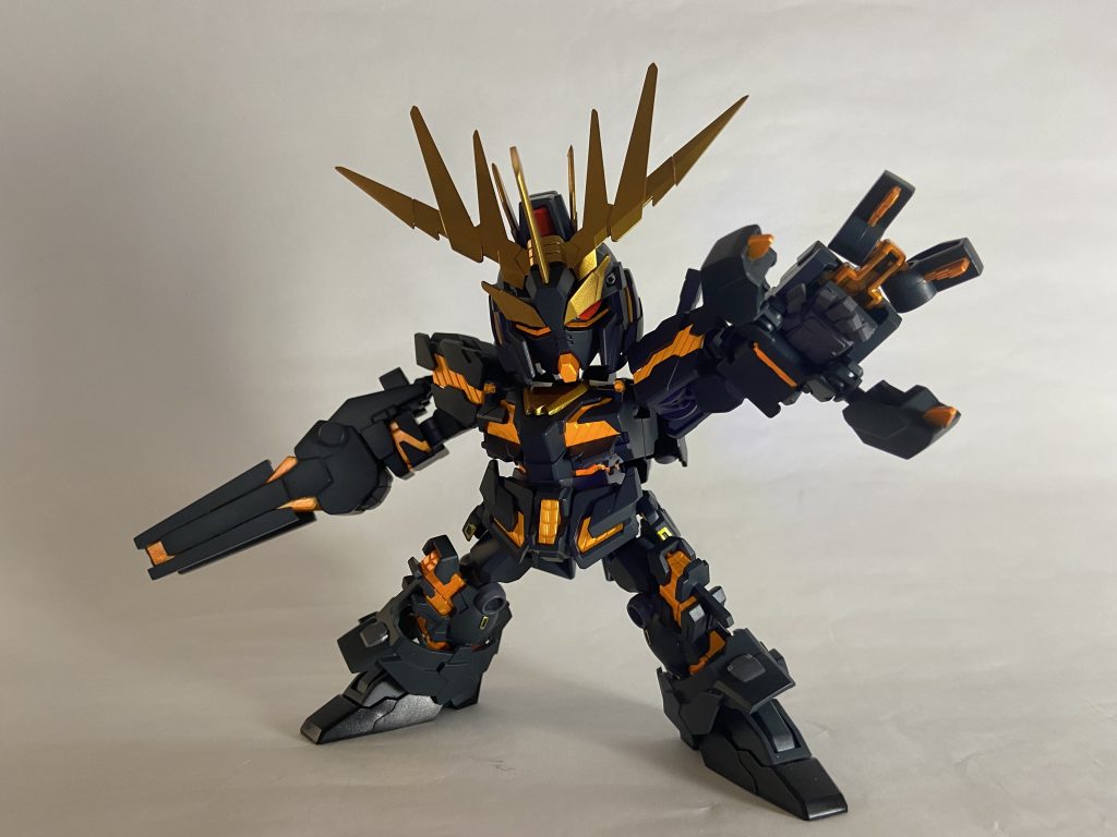 BB戦士のバンシィのアームドアーマーをSDCSに取り付けられるようにちょこっと改造。少し削ったり、少し幅増ししたり。肉抜き穴埋めるの忘れてた…