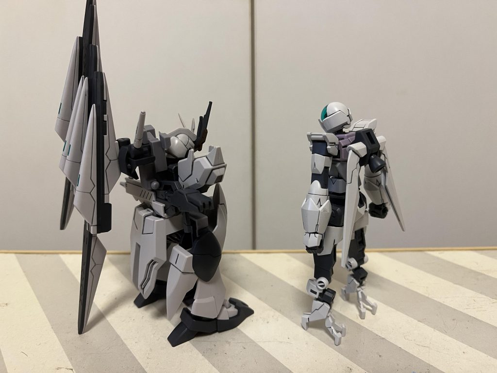 合体前。このロービジver.のアルスコアは元の色よりもνアーマーと相性良さげですよね。てか、それを意識してのカラーリングなんですかね?