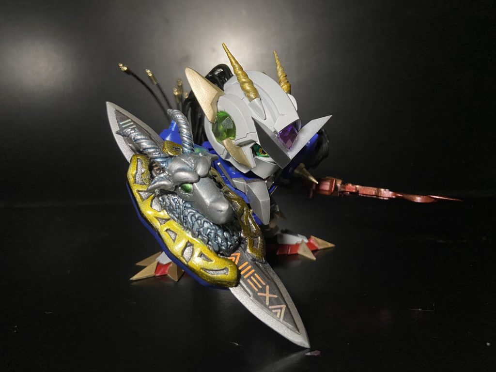 魔剣は完全に制し切れないため、封印の力を持つシールドソードと併用もしくはシールドソードのみで戦う。