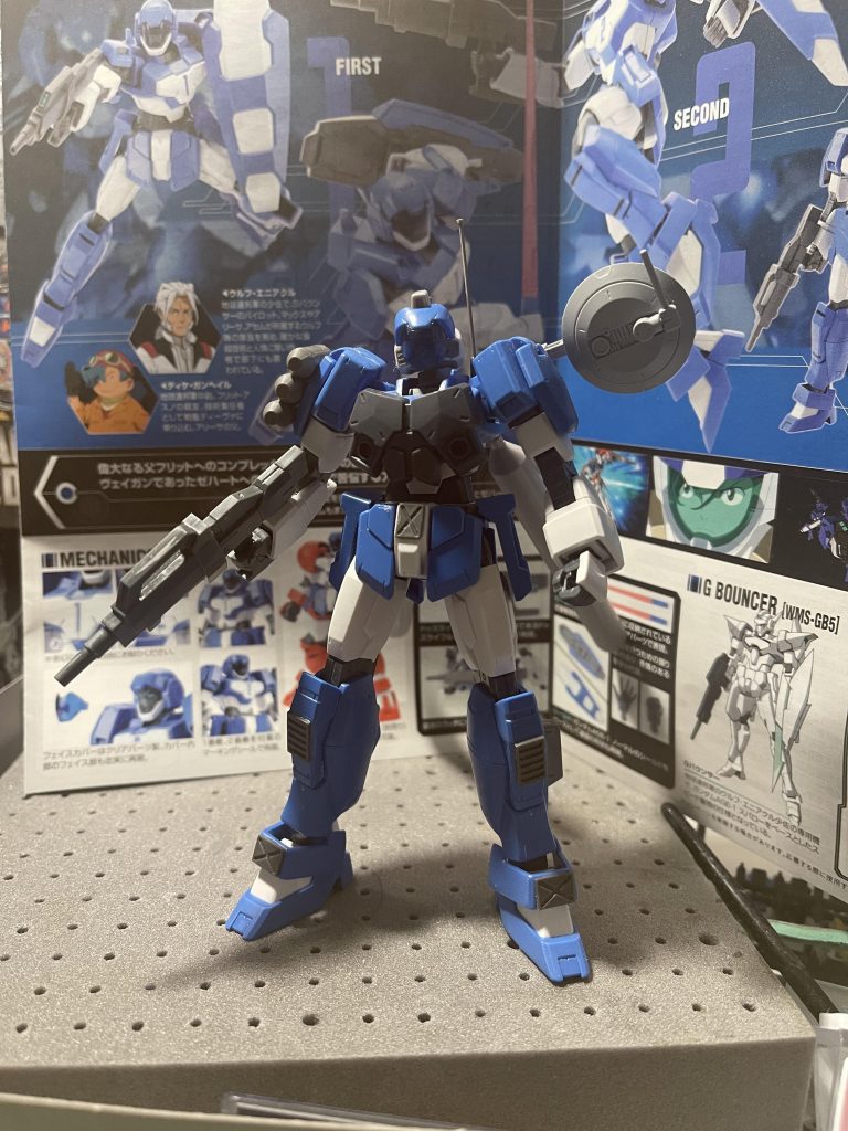 頭部、胸部、ショルダーは上からアーマー付けたりレーダー、ソナー的な物を付けてます。各部に追加アーマー付けてます。