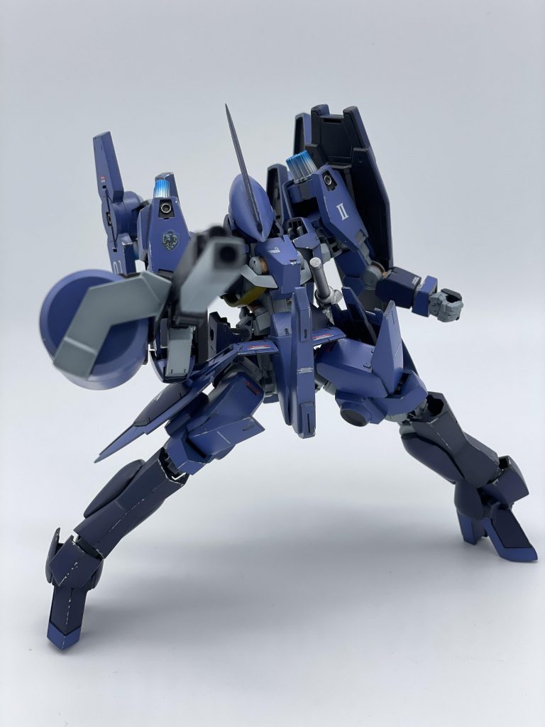 武器はパーツもりもりにしたせいで重くて持ち上がりませんでした