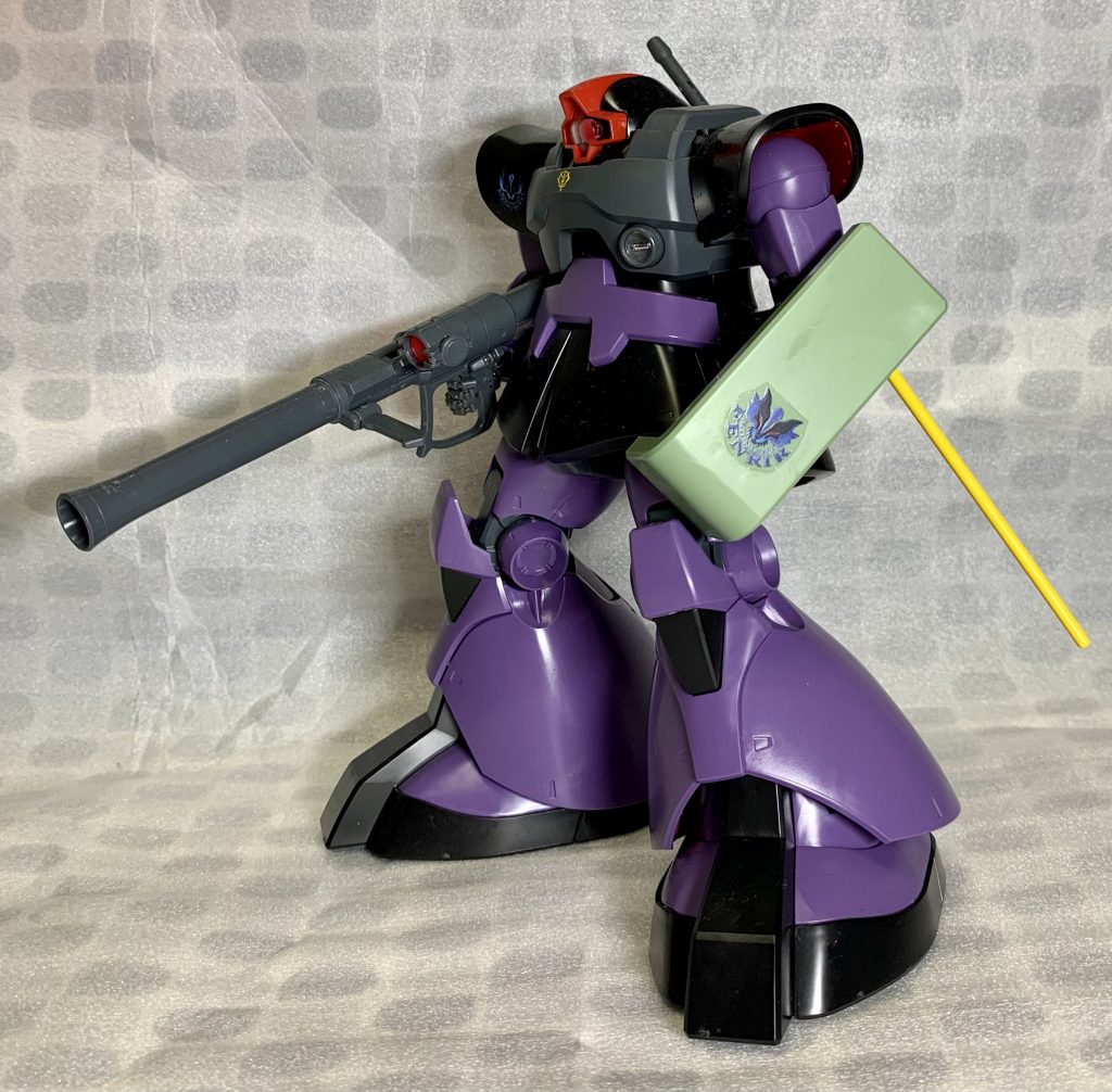 リィ・スワガー曹長機Theドムコイツも原初の機体MMP-80とジャイアントバズではなくザクバズーカを持ったドムが並べば超格好良いんじゃね?見てみたい!てのが元々のドムの購入動機だった