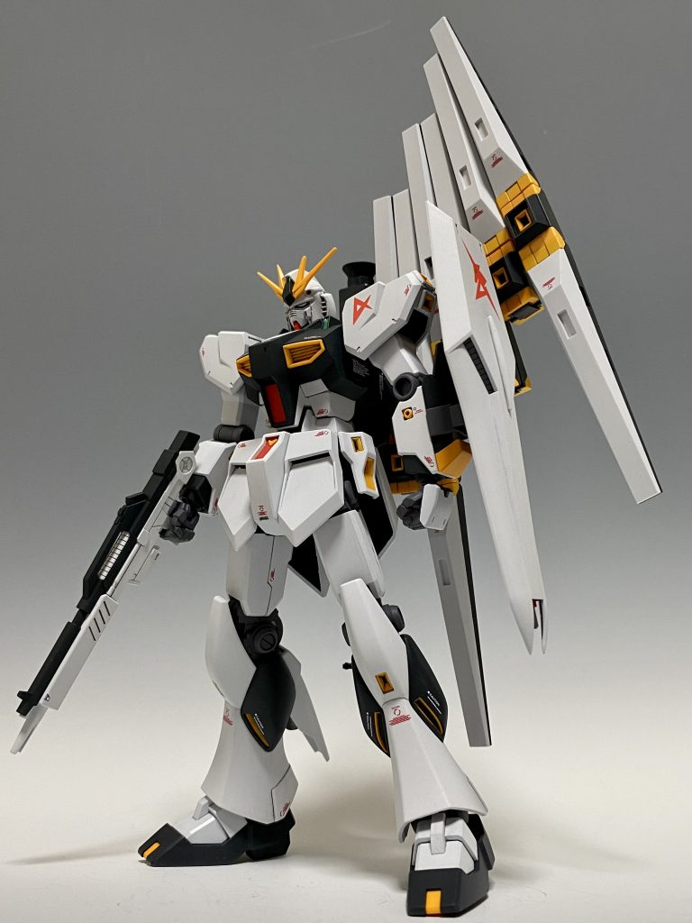 腰が細く脚が長く感じたので、腰を縦と横に2mm延長し足首を2mm短くしてます。