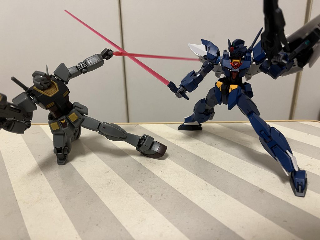 コアガンダムのティターンズver.はヒロト君の持ち物なので別に悪に染まったわけではないですけどね。
