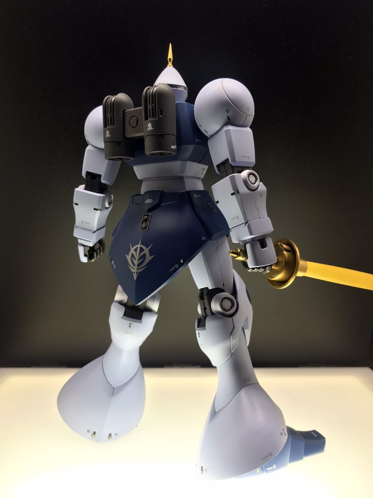 最初はガトリングガンを持たせてミリタリー色強めなイメージを思い描いていましたが、持ち前のエレガントさを活かす方へ舵を切りました。何よりLED標準装備のサーベルを無駄にしたくなかったし…w