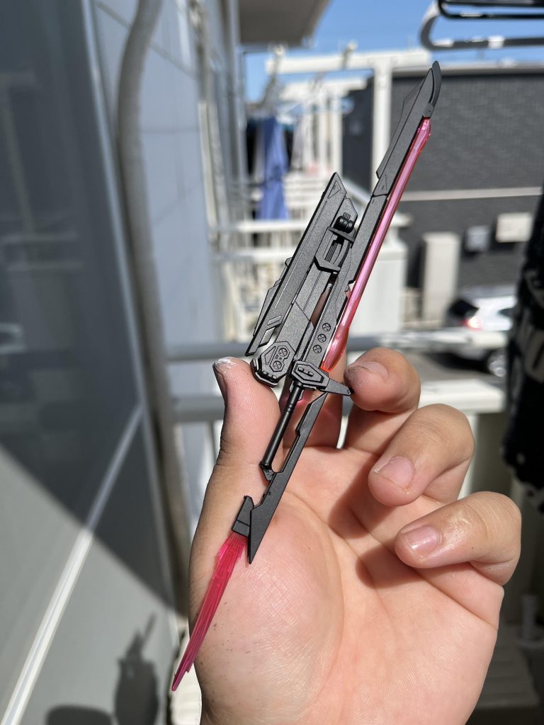 これは大型アロンダイトランチャーソードのソードモードです！組み合わせ方にかなり苦労しました😅