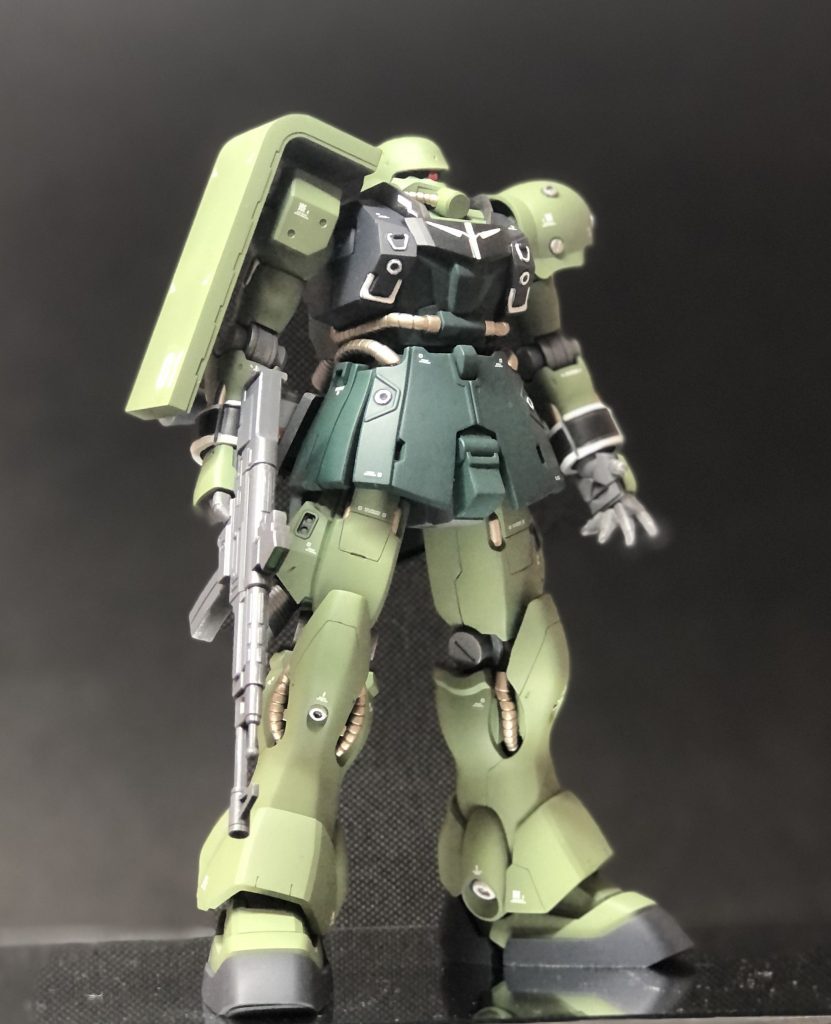 ⬆︎左手のハンドパーツは再生工場シゲさん@GunplaRefine  謹製です。素晴らしい質感です。