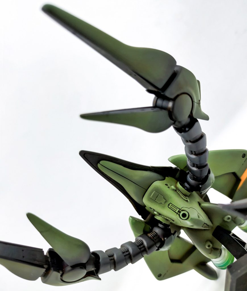 ヴァル・ヴァロッ–4枚目/制作者：坂本コウジ