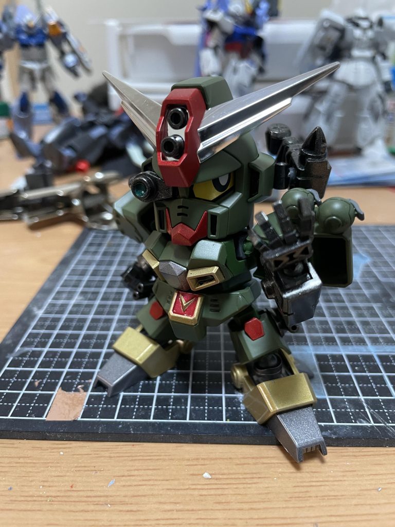 アーマーを全部装着こうして塗り終わるとこれはこれでと思ってしまうから不思議なものですよね(笑)