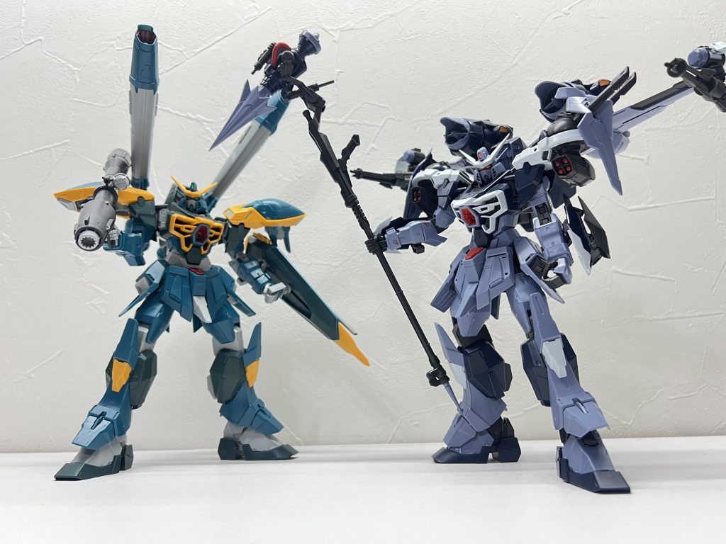 ノーマルのカラミティと並べてみると、かなり印象が違います。