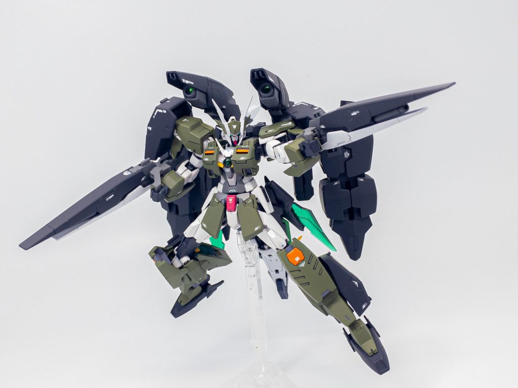 GNツインブラスターGNバズーカⅡを小型、軽量化した装備。