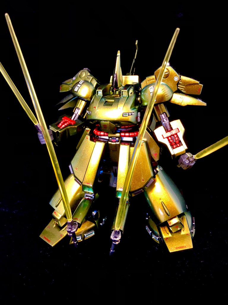 久しぶりの塗装でしたが、手探りで勘を取り戻しながらデリケートな作業をしました。