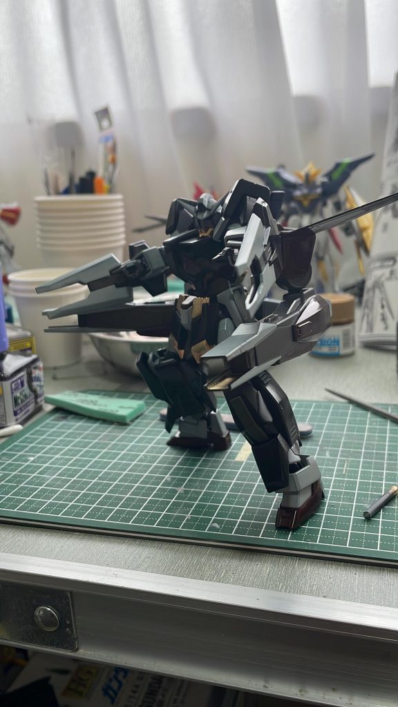 ガンダムAGE1フルグランサ–2枚目/制作者：薩摩模型塗装工務店
