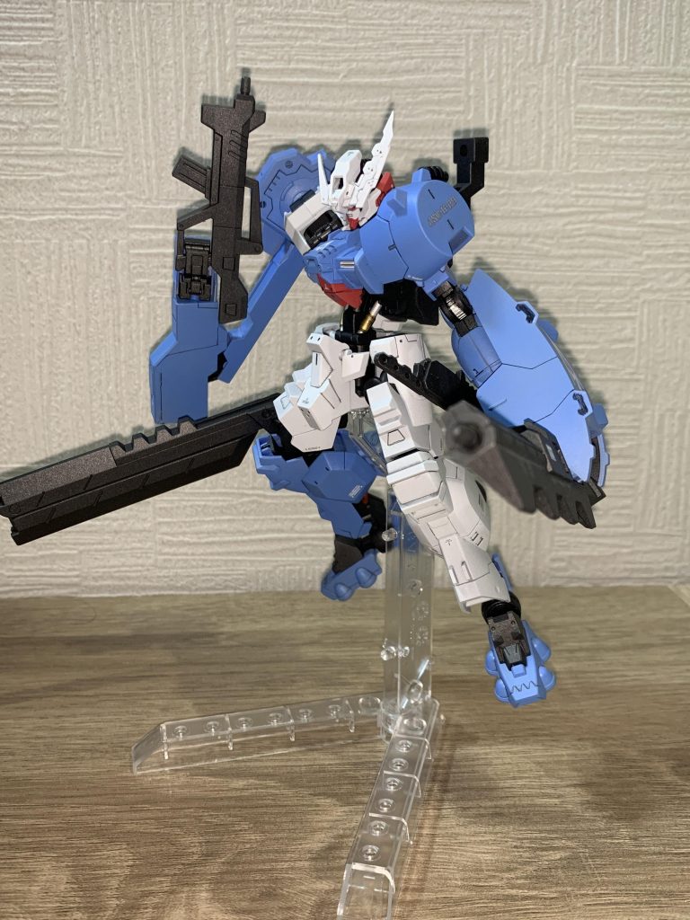 隠し腕使って武装全展開