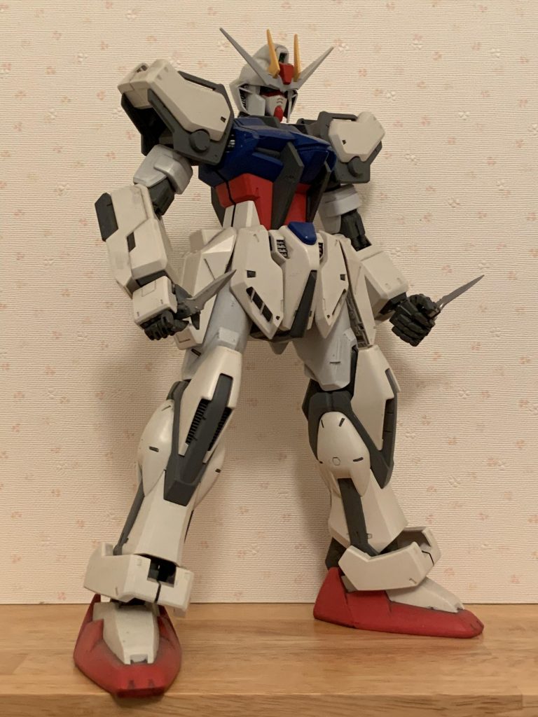 約20年前に組んでそのままの状態。当時はデカールも道具も無くてストレート組みで楽しんでいました。