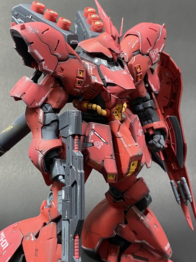 濃い色の機体は黒背景なのかな？と試行錯誤