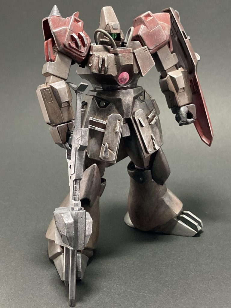 ライフルは正体不明機にすると決めてから、釘打ち機に変更しました。