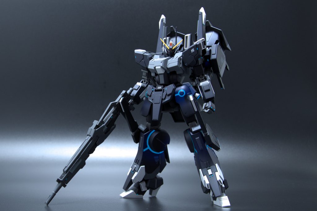 キットの余剰パーツとジャンクパーツでオリジナル武装を作成。