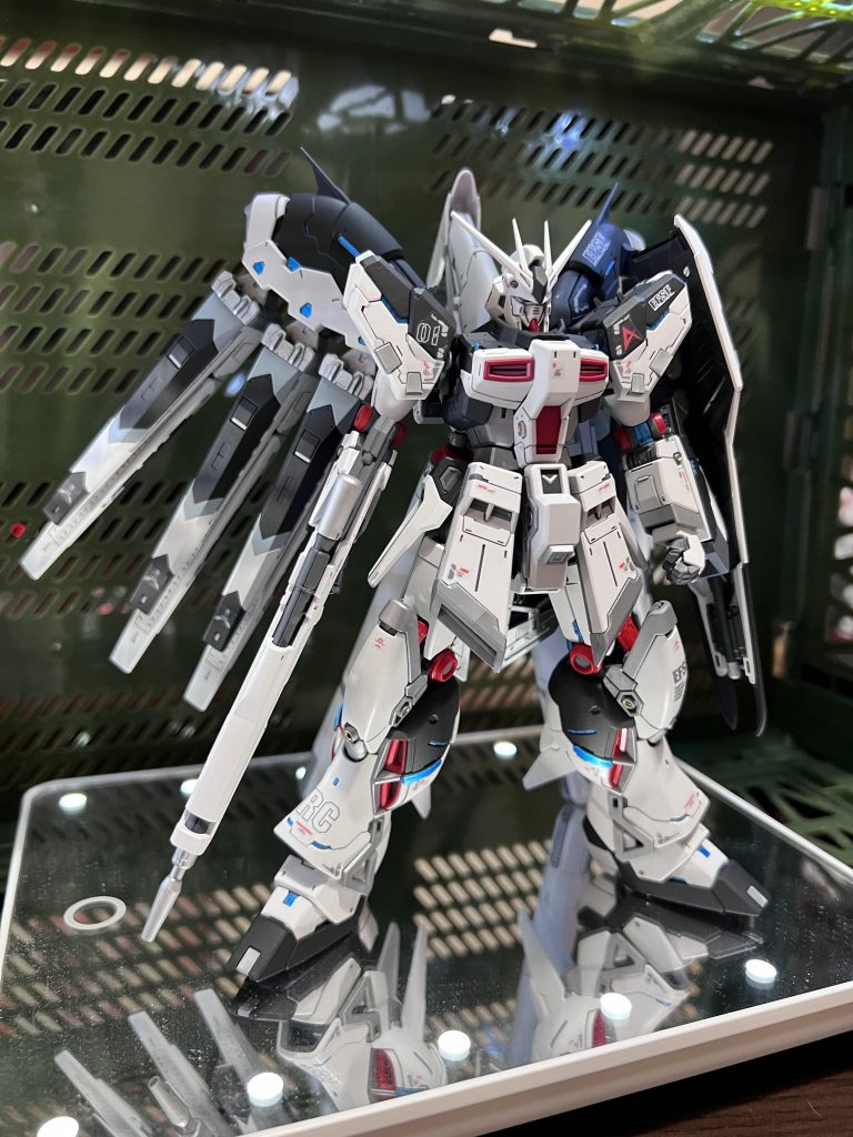 Hi-νガンダム typeR アムロ機でした🎉