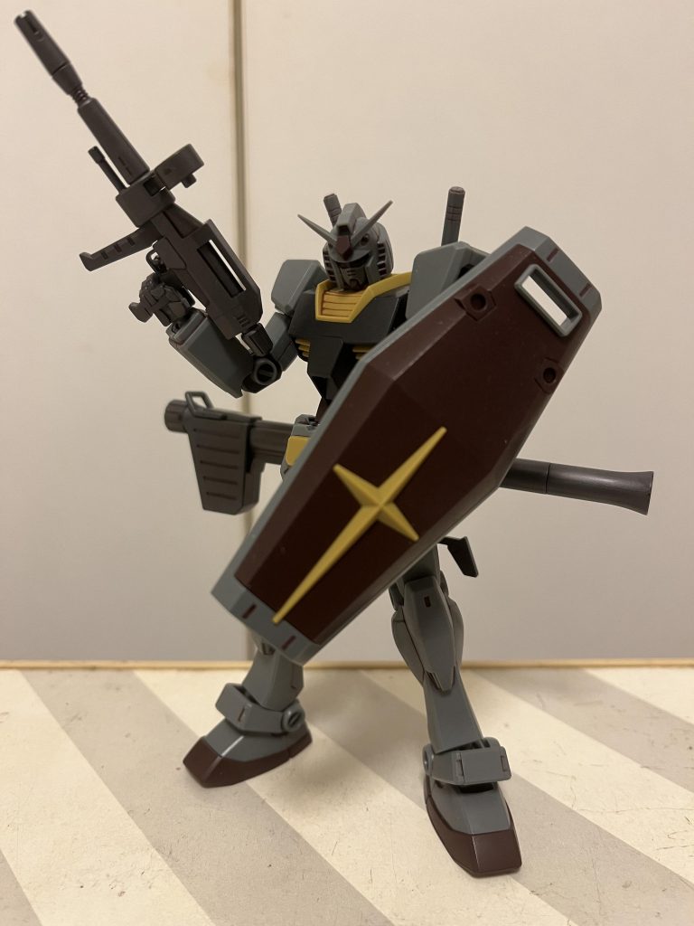 ダークなガンダムにも…