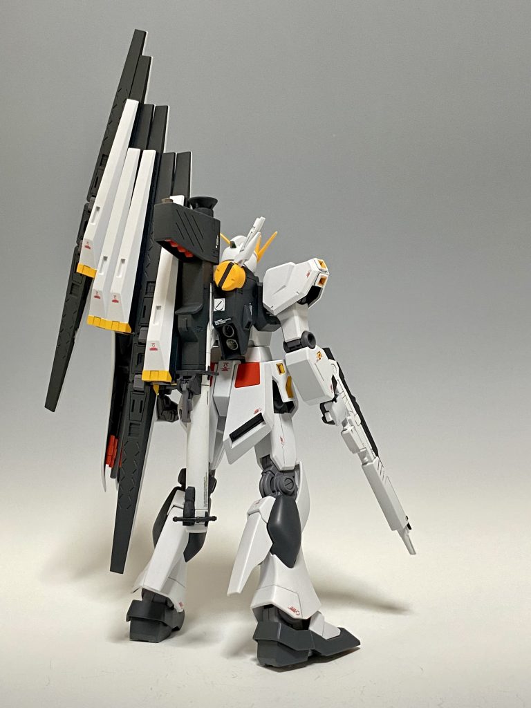 EG νガンダム–3枚目/制作者：ま