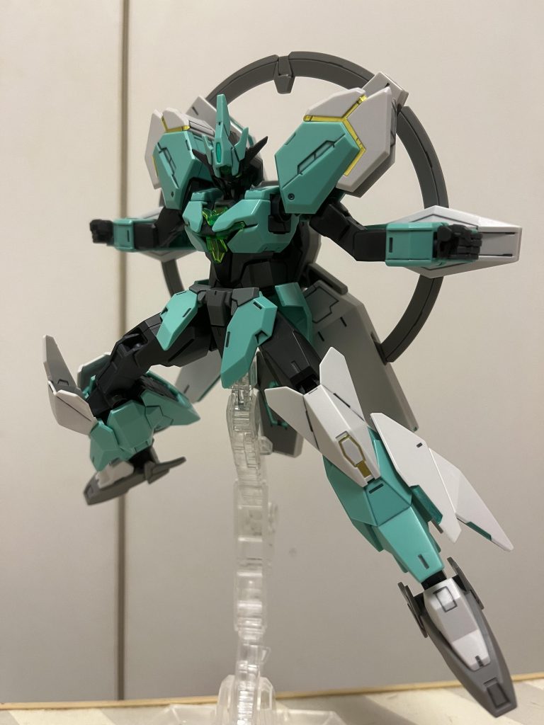 ヴォワチュール・リュミエール!ってこんな気合い入ったポージングしませんねw