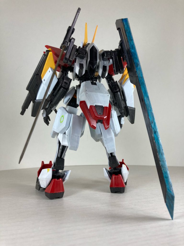 改修されたことでより同じの武装も使用可能になった。