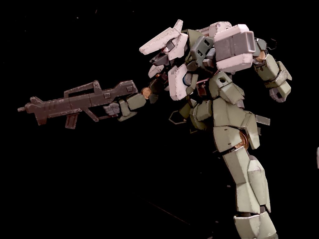 昭弘好きです。三日月みたいに達観していない人間くささが良き