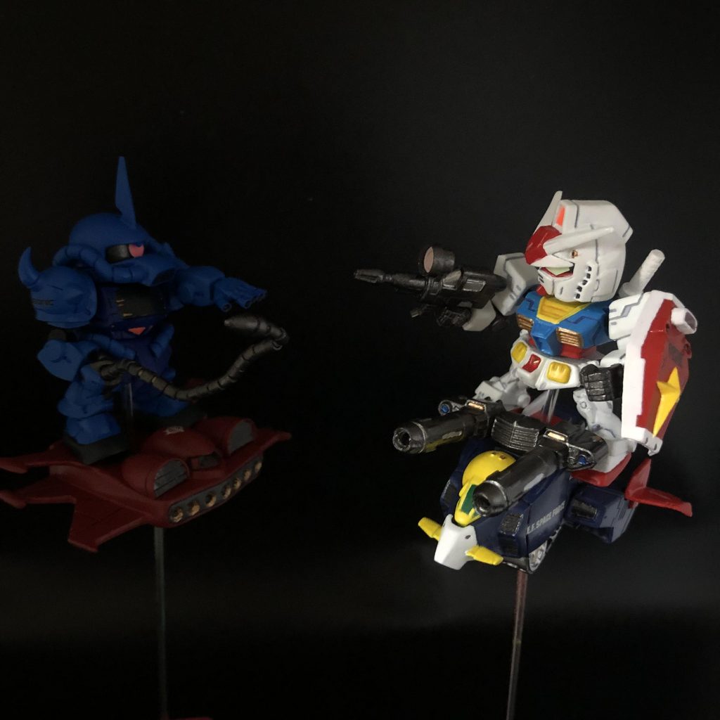 以前、作ったグフ+ドダイYSと絡めて、「マチルダ救出作戦」ごっこ。