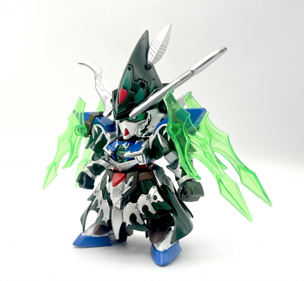 素立ち。ヒーローズキットの中ではパーツの色分けが多くかなり塗装しやすい印象でした。それでも部分的にはやっぱり鬼畜な所もありますが(-_-;)