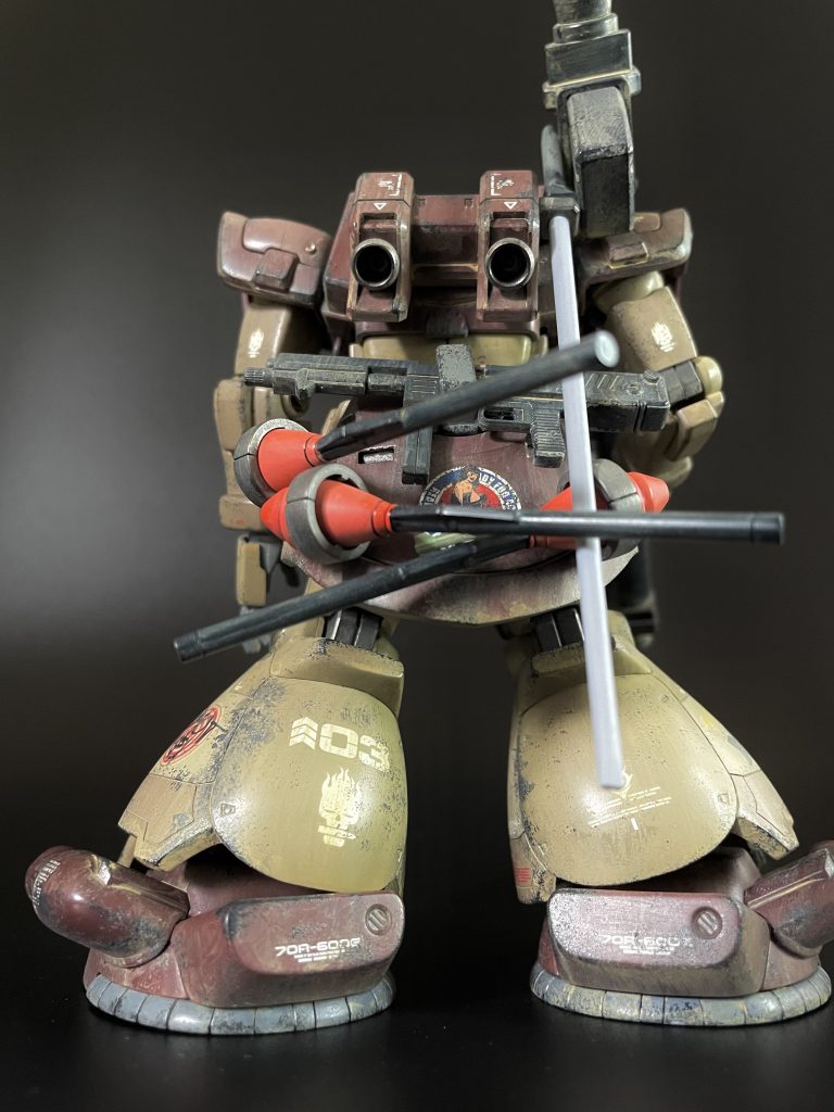 このごちゃごちゃした後ろ姿も好みです。