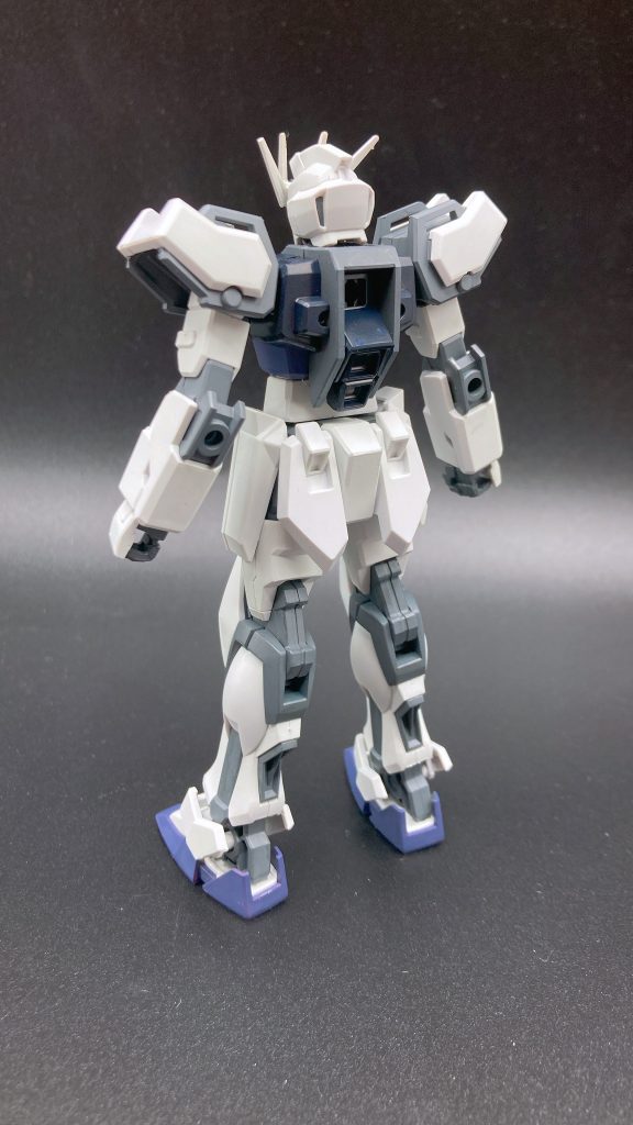 まず、ディアクティブカラーに塗装するのに使用したのは