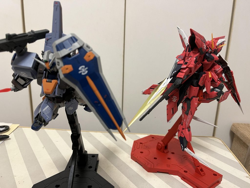 「イザーク！　前に出過ぎだぞ！！」