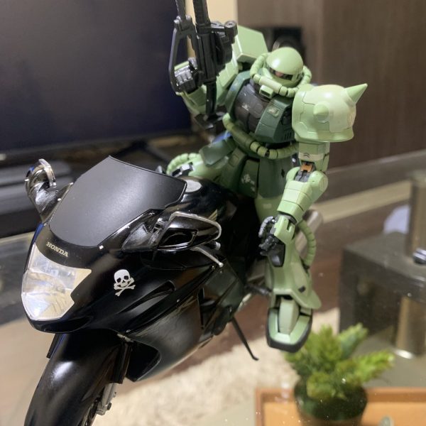 ザクライダー