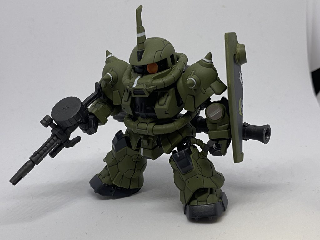 盾はHGグフから 