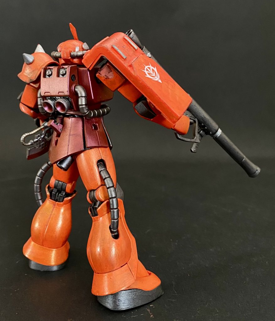 パイプはピンクが嫌だったので焼鉄を塗装しました。