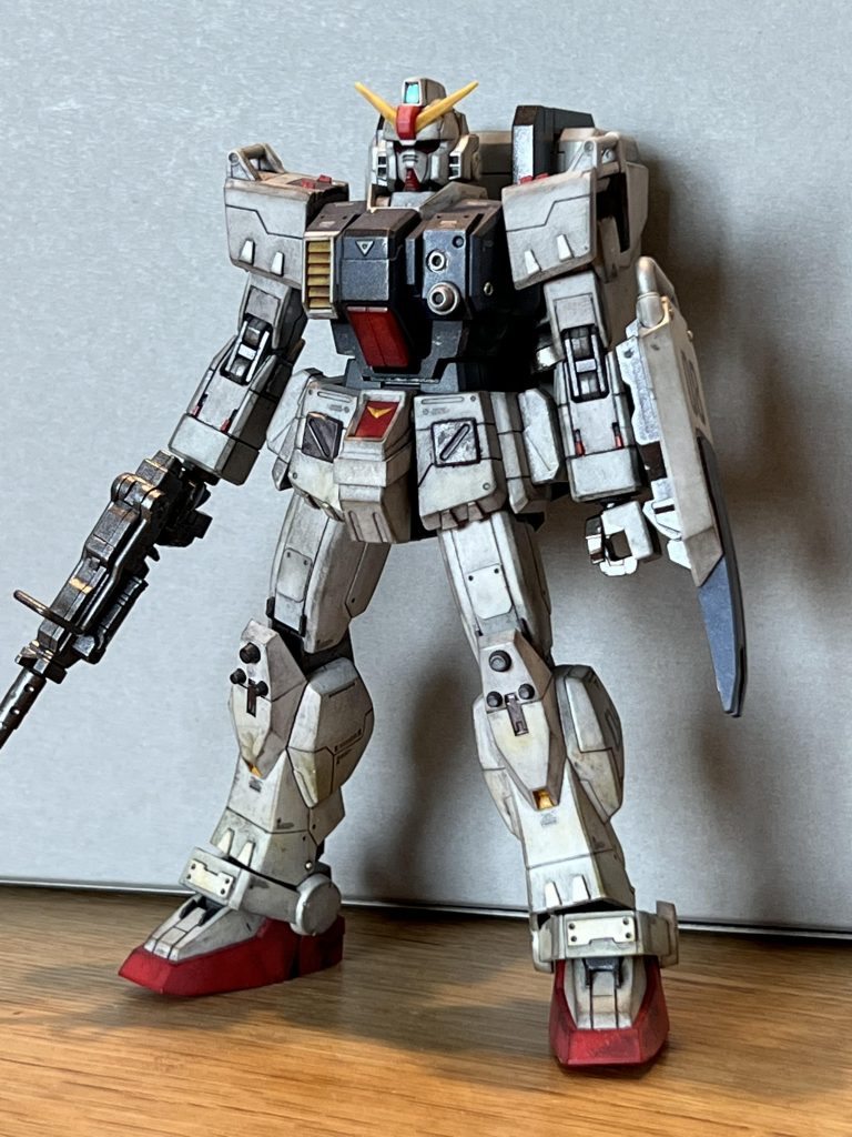 おっさんなので作るガンプラはついつい1st関連が多めです。ガンダム作品は漏れなく見てどれも好きなんですけどね^^;