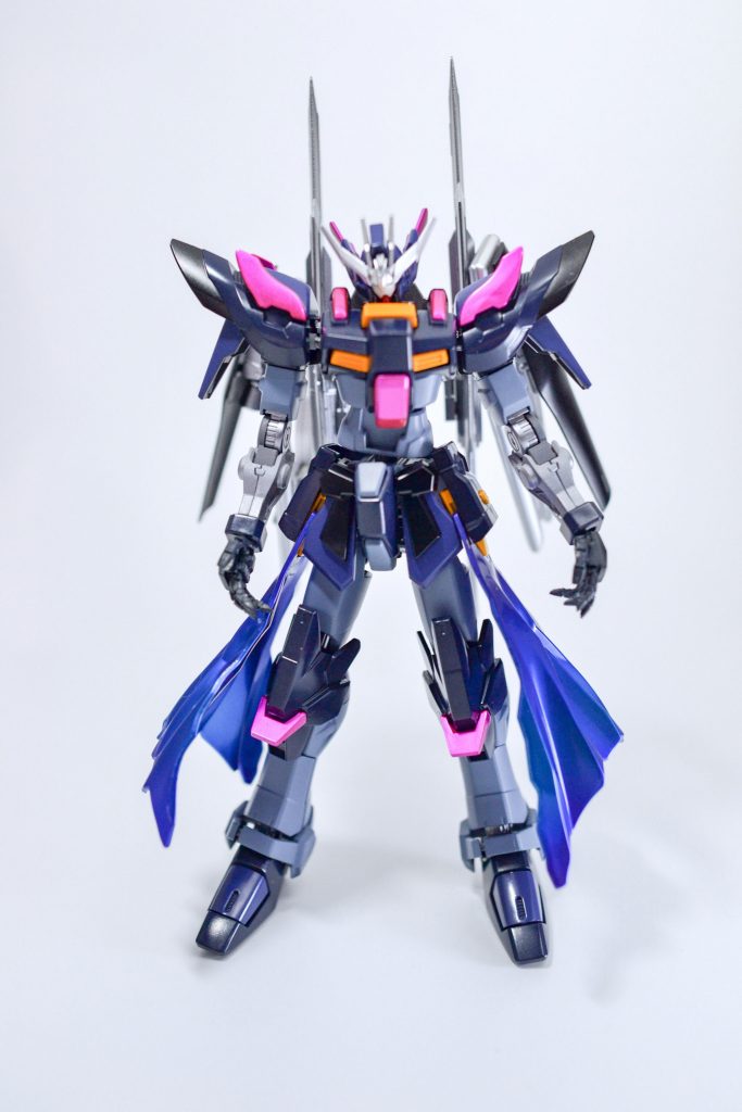 本機体は当初近接戦を想定して制作しましたが、メンバーの機体が攻撃全振りが多かったので情報収集・遠距離攻撃型に軌道修正しました。