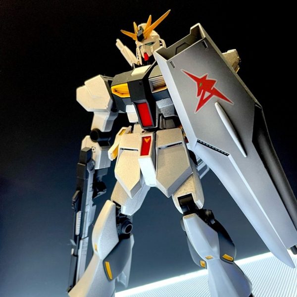 パールとグラデーションのνガンダム