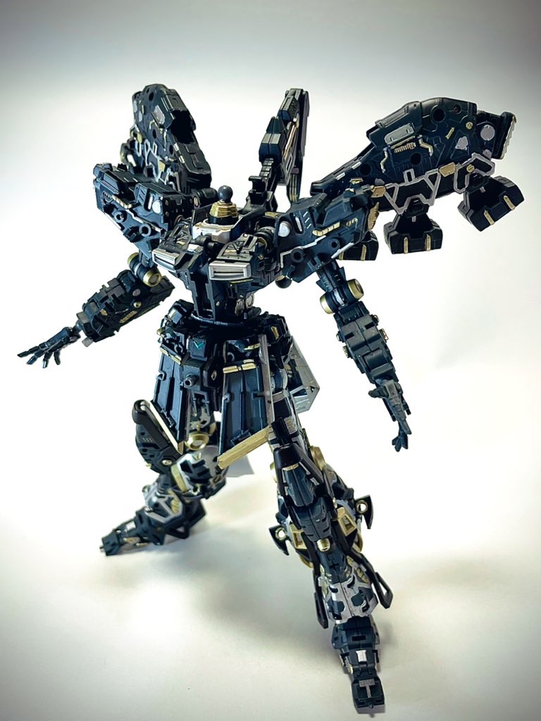 完成品】RG Hi-νガンダム 筆塗り全塗装モノトーン - ロボット