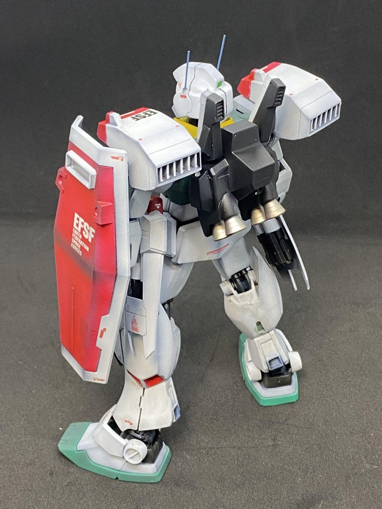 足首バーニア。ZZ版とUC版とは、地味に違いますが。そこは、ZZ版のままであります。