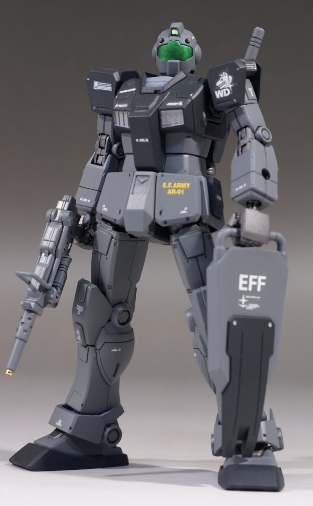 漫画にありそうなポーズで