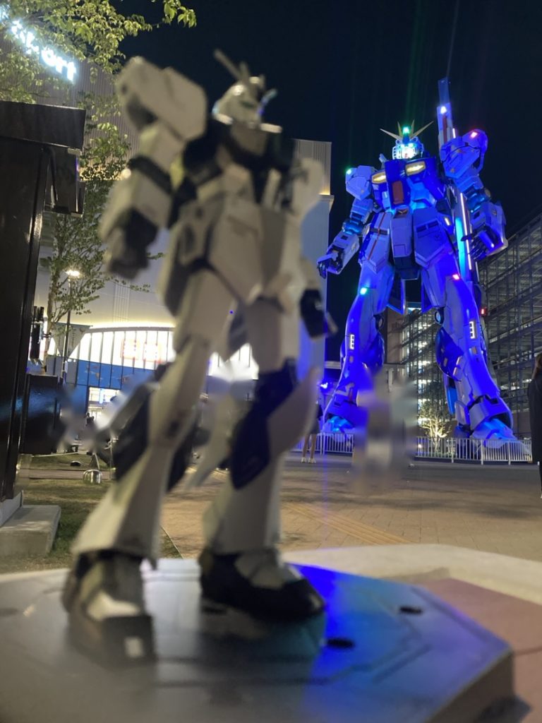 ライトアップされた夜も雰囲気あって良い。