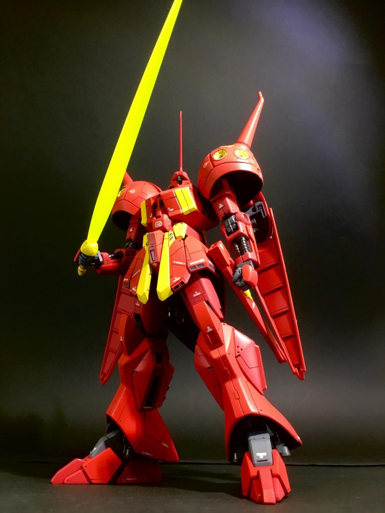 このサーベルが、やっぱりカッコいい！塗り分けが、意外と多いキットでした、、